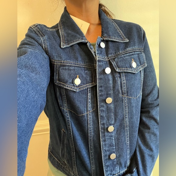 BRIT.NY DENIM JACKET with silk accent - Picture 14 of 14